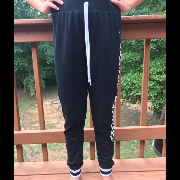 Bobbie Brooks super comfy LOVE joggers ❤️❤️ - Picture 4 of 7